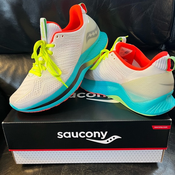 Saucony Other - SAUCONY MENS Endorphin Shift Running Shoes size 9.